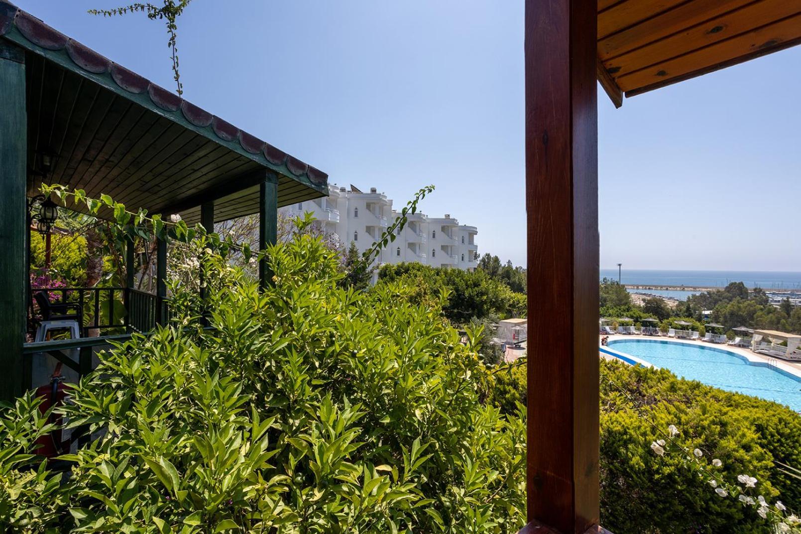Olbios Marina Resort Hotel Kumkuyu Exterior photo